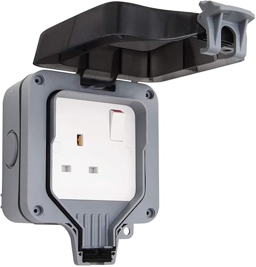 IP66 Waterproof Outdoor Single Socket – 13A UK Plug with Protective Cover
