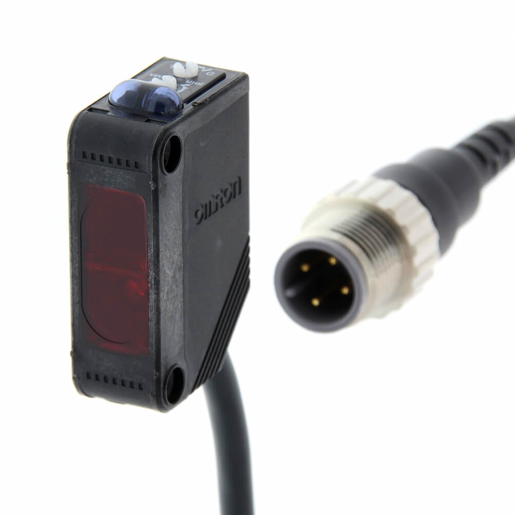 Omron E3Z-L81-M1J Photoelectric Sensor – Diffuse Reflective, 0.3 m Sensing Distance, M12 Connector