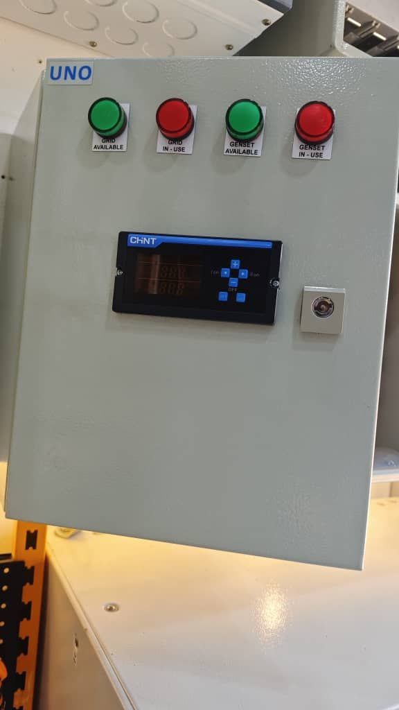 CHINT NXZB‑63H/4C 63 A 4‑Pole Automatic Transfer Switch – Steel-Enclosed with Built‑In Terminals