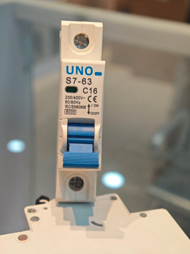 UNO 1-Pole 10A C-Curve Miniature Circuit Breaker (MCB) 6kA Single-Phase DIN-Rail