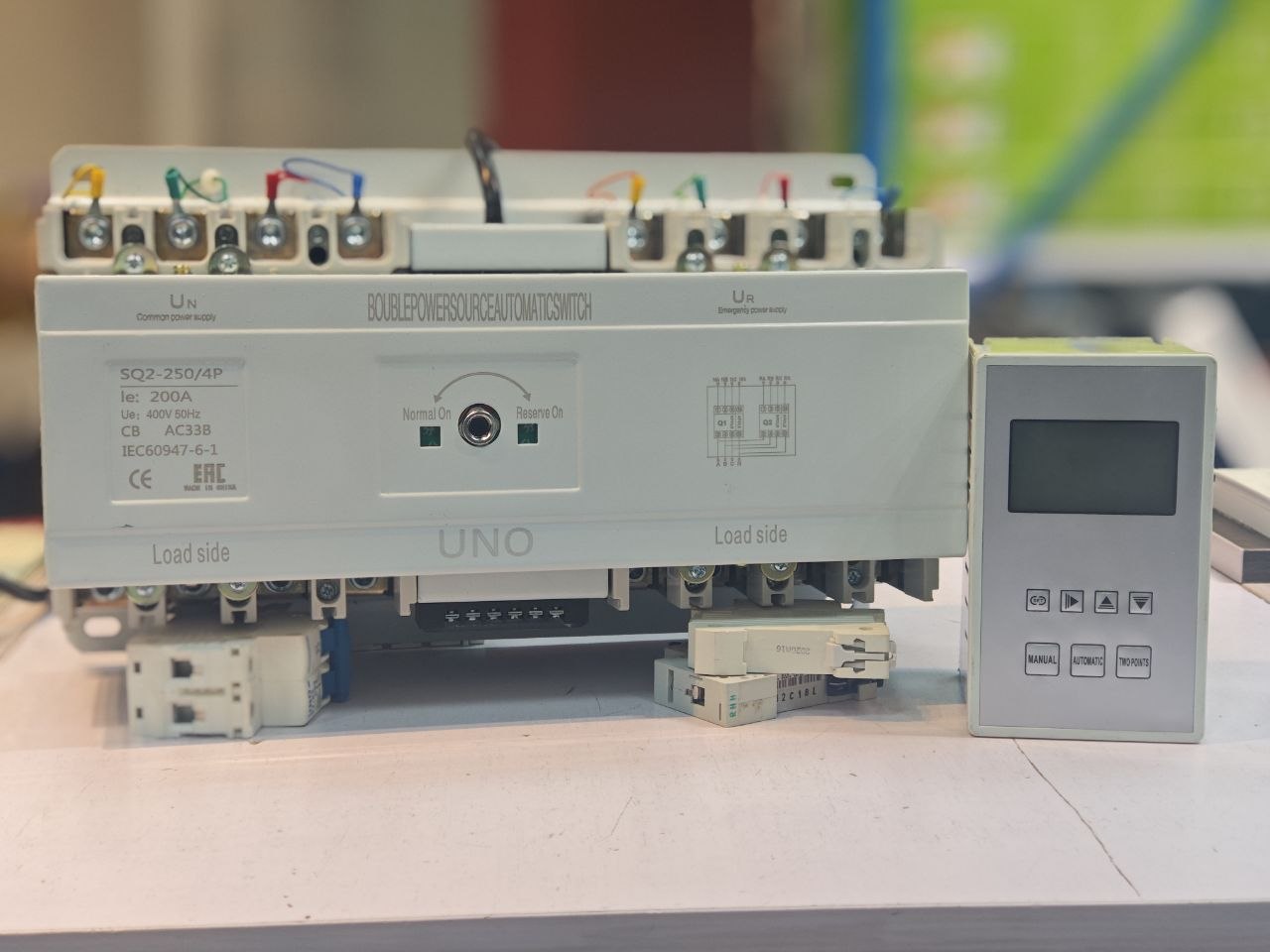 UNO Automatic Transfer Switch (ATS) 125A 4-Pole with Controller for Mains-Generator Changeover