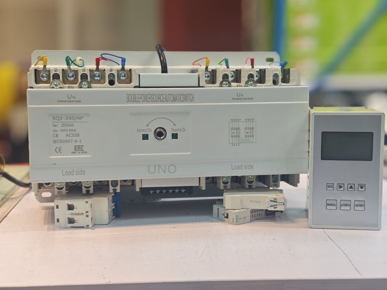 UNO Automatic Transfer Switch (ATS) 125A 4-Pole with Controller for Mains-Generator Changeover